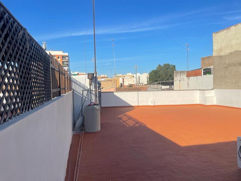 Uim Mediterraneo Pablo Iglesias Wifi Sagunto Екстериор снимка